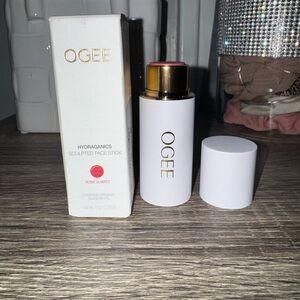 OGEE SCULPTED FACE STICK 💋